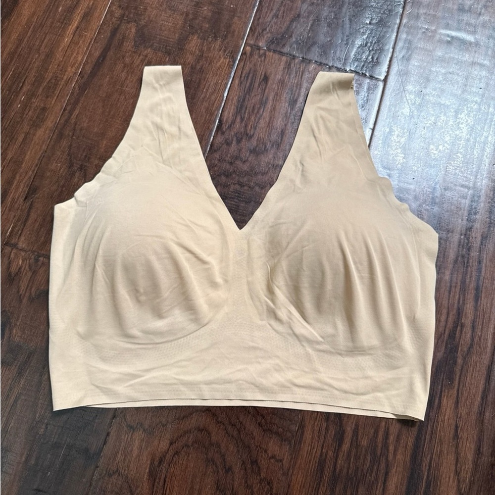 Beige Seamless V-Neck Bra